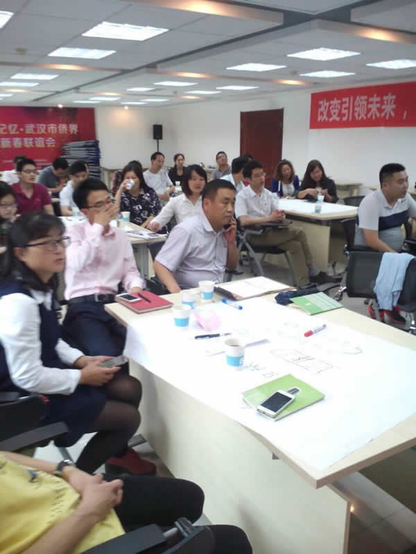 “高效执行 目标必达”--- 新特光电第三场员工培训活动成功举行
